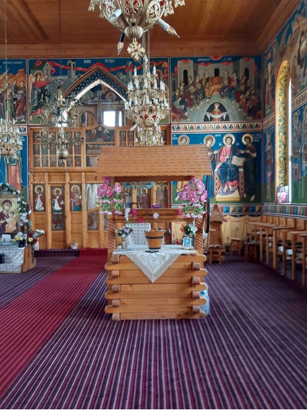 Innenansicht der ehemals deutsch-lutherischen Kirche von Tariverde, heute rumänisch-orthodox